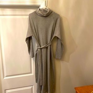 Vintage LLBean lg dress100% cotton sweatshirt material, tie belt, sm cow neck